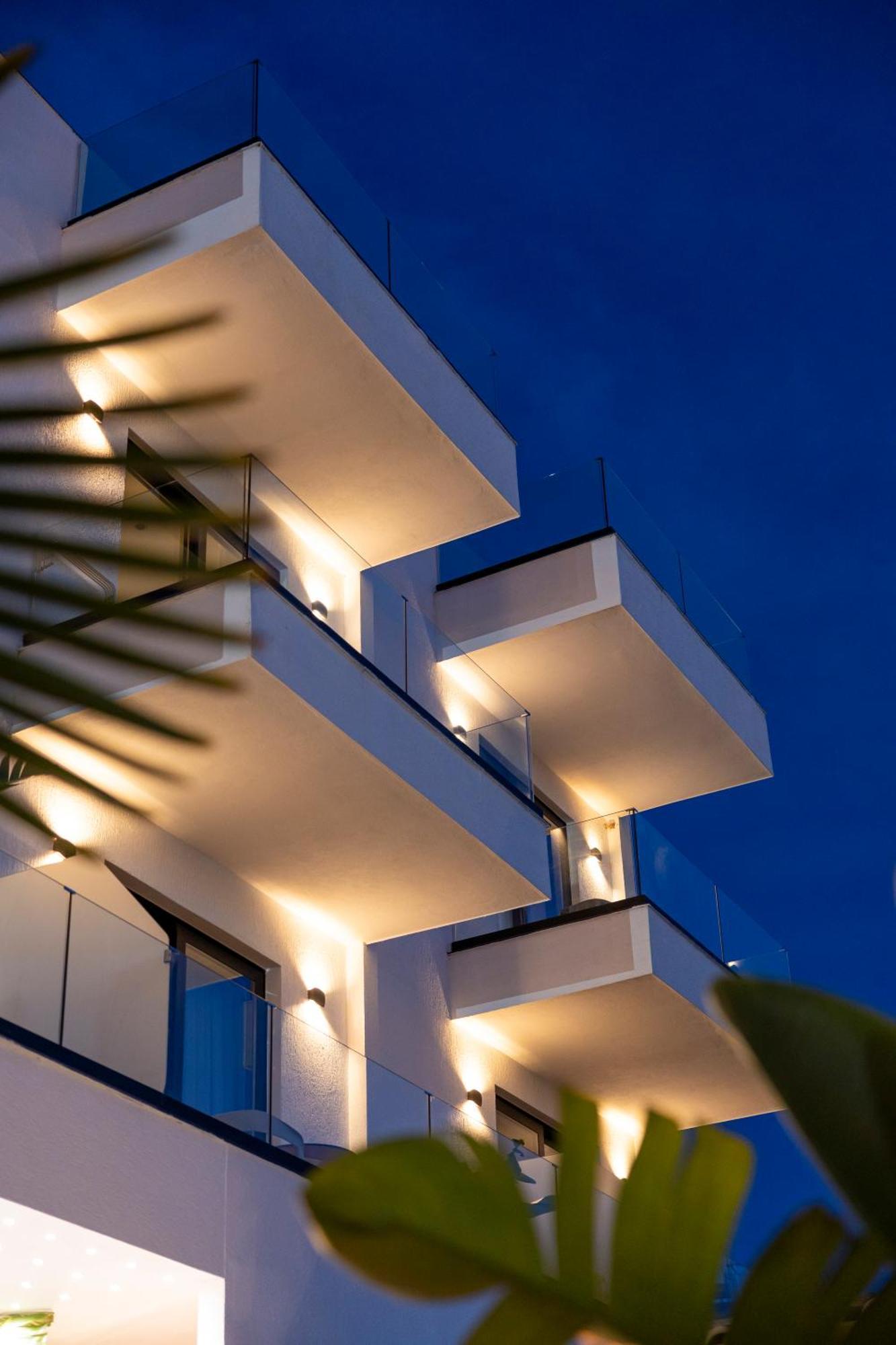 Bora Bora Hotel Ksamil Esterno foto